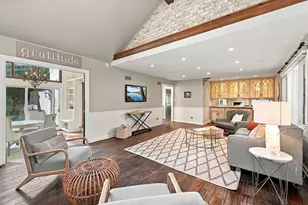 7537 Ridgewood Ln, Burr Ridge, IL 60527 - Photo 7