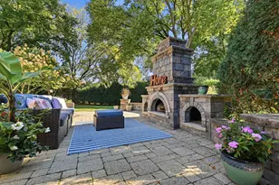 7537 Ridgewood Ln, Burr Ridge, IL 60527 - Photo 53