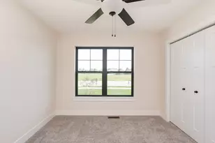 985 Spring St, Manteno, IL 60950 - Photo 37