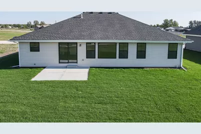 985 Spring Street, Manteno, IL 60950 - Photo 9