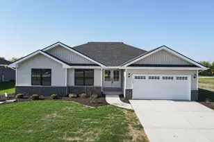 985 Spring St, Manteno, IL 60950 - Photo 3