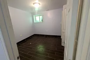 8105 S Green St, Chicago, IL 60620 - Photo 5