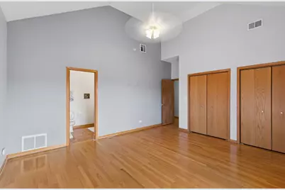 4426 S Calumet Avenue #3, Chicago, IL 60653 - Photo 17