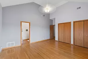 4426 S Calumet Ave, Chicago, IL 60653 - Photo 17