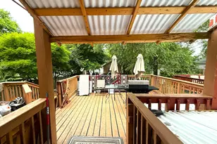 1826 W Pratt Blvd, Chicago, IL 60626 - Photo 3