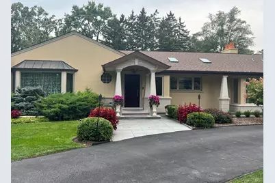 1122 S Estate Lane, Lake Forest, IL 60045 - Photo 1