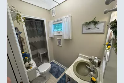 401 W 10th Street, Sterling, IL 61081 - Photo 13