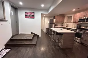 1123 W Addison St, Chicago, IL 60613 - Photo 5