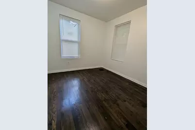 7414 S Colfax Avenue, Chicago, IL 60649 - Photo 7