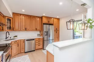 3849 Appian Way, Glenview, IL 60025 - Photo 7