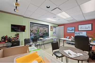 5940 W Montrose Avenue, Chicago, IL 60634 - Photo 11