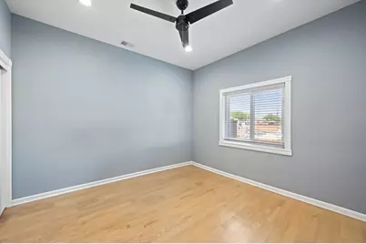 5940 W Montrose Avenue, Chicago, IL 60634 - Photo 29