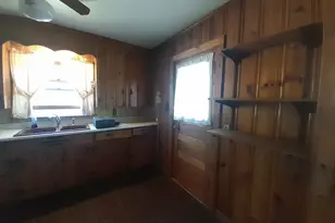 211 4th Ave, Mendota, IL 61342 - Photo 9