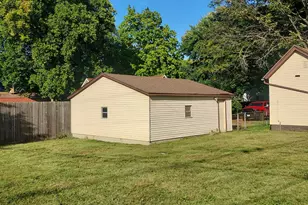 303 N Draper Ave, Champaign, IL 61821 - Photo 13