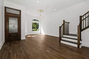 922 E 42nd Pl, Chicago, IL 60653 - Photo 5