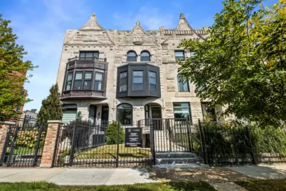 922 E 42nd Place, Chicago, IL 60653 - Photo 1