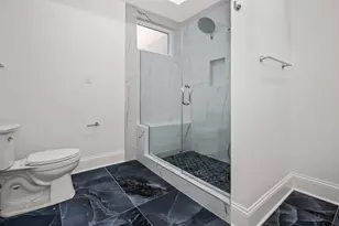 922 E 42nd Pl, Chicago, IL 60653 - Photo 21