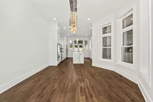 922 E 42nd Pl, Chicago, IL 60653 - Photo 7