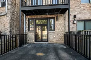 922 E 42nd Pl, Chicago, IL 60653 - Photo 47