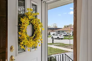 3631 Elder Ln, Franklin Park, IL 60131 - Photo 3