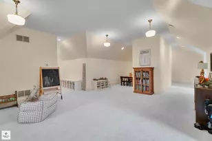 8010 Greenbriar Ct, Burr Ridge, IL 60527 - Photo 45