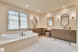 8010 Greenbriar Ct, Burr Ridge, IL 60527 - Photo 35