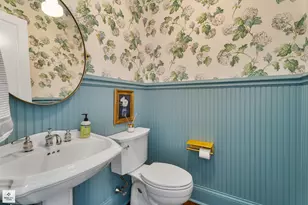 8010 Greenbriar Ct, Burr Ridge, IL 60527 - Photo 31