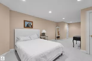 8010 Greenbriar Ct, Burr Ridge, IL 60527 - Photo 51