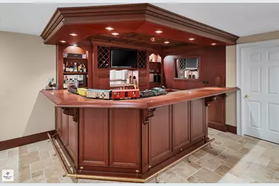 8010 Greenbriar Court, Burr Ridge, IL 60527 - Photo 49