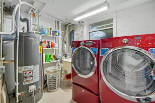 10817 S Oak Park Ave, Worth, IL 60482 - Photo 17