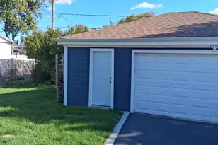 10817 S Oak Park Ave, Worth, IL 60482 - Photo 27