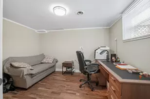 10817 S Oak Park Ave, Worth, IL 60482 - Photo 15