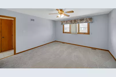 10935 California Court #185, Orland Park, IL 60467 - Photo 11