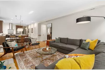 827 W Bradley Place #2E, Chicago, IL 60613 - Photo 5