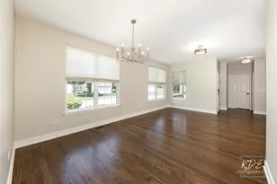 2836 Hillcrest Cir, Naperville, IL 60564 - Photo 13