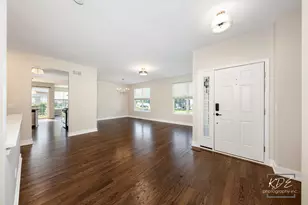 2836 Hillcrest Cir, Naperville, IL 60564 - Photo 3