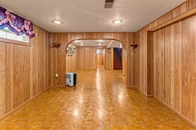 10305 S Avenue O Avenue, Chicago, IL 60617 - Photo 17