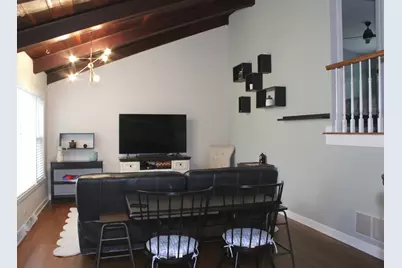 305 Maple Street, Glen Ellyn, IL 60137 - Photo 3