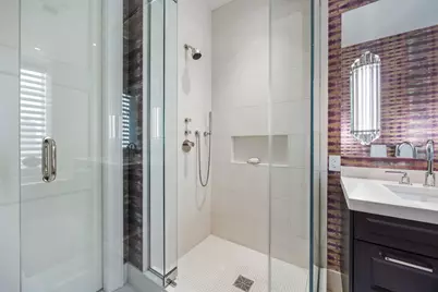 118 E Erie Street #18A, Chicago, IL 60611 - Photo 27