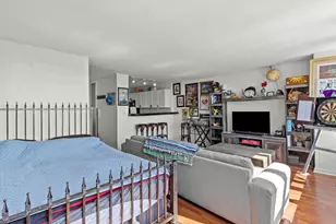 655 W Irving Park Rd, Chicago, IL 60613 - Photo 19