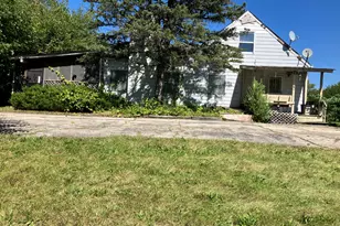 24W459 Lawrence Ave, Roselle, IL 60172 - Photo 1