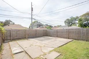 841 E 87th Pl, Chicago, IL 60619 - Photo 21