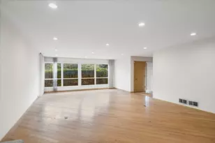 1125 Hohlfelder Rd, Glencoe, IL 60022 - Photo 3