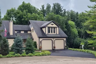 8019 Wonder View Dr, Wonder Lake, IL 60097 - Photo 3