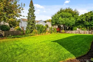 1718 Jeanette Ave, Saint Charles, IL 60174 - Photo 33