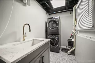 1718 Jeanette Ave, Saint Charles, IL 60174 - Photo 31