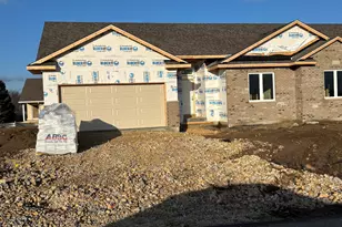 311 E Pershing St, Stillman Valley, IL 61084 - Photo 3