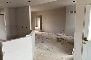 311 E Pershing St, Stillman Valley, IL 61084 - Photo 11