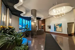 3660 N Lake Shore Dr, Chicago, IL 60613 - Photo 17