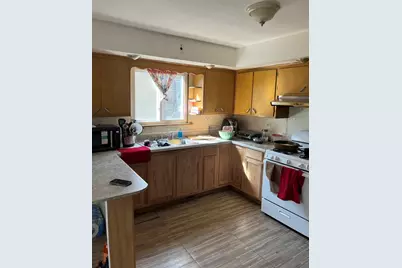 11437 S Calumet Avenue, Chicago, IL 60628 - Photo 5